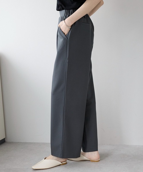 amini(アミニ)の「【2025 SS】美脚タックワイドパンツ(スラックス・レディース・チャコールグレー/ブラック/サンドベージュ・MEDIUM)」の18枚目の写真