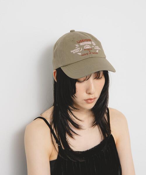 KBF（ケイビーエフ）の「バイカラーエンブロイダリーCAP（キャップ・レディース・ネイビー/グリーン系その他/アイボリー・ONE）」の2枚目の写真