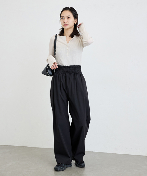 JOURNAL STANDARD(ジャーナルスタンダード)の「《追加5》【撥水/接触冷感/洗える/UVカット】リネンナイロンストレッチワイドパンツ(その他パンツ・レディース・グレー/ベージュ系その他/ブラック・34/40/38/36)」の5枚目の写真