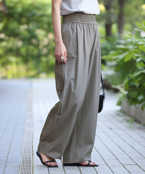 JOURNAL STANDARD(ジャーナルスタンダード)の「《追加5》【撥水/接触冷感/洗える/UVカット】リネンナイロンストレッチワイドパンツ(その他パンツ・レディース・グレー/ベージュ系その他/ブラック・34/40/38/36)」の6枚目の写真