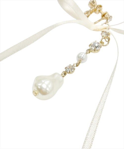 WILLSELECTION（ウィルセレクション）の「ロングリボンラインストーンイヤリング（イヤリング・レディース・オフホワイト/ブラック・FREE）」の13枚目の写真