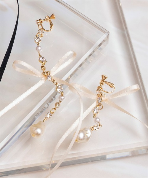 WILLSELECTION（ウィルセレクション）の「ロングリボンラインストーンイヤリング（イヤリング・レディース・オフホワイト/ブラック・FREE）」の15枚目の写真