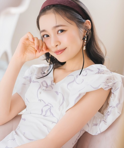 WILLSELECTION（ウィルセレクション）の「ロングリボンラインストーンイヤリング（イヤリング・レディース・オフホワイト/ブラック・FREE）」の4枚目の写真