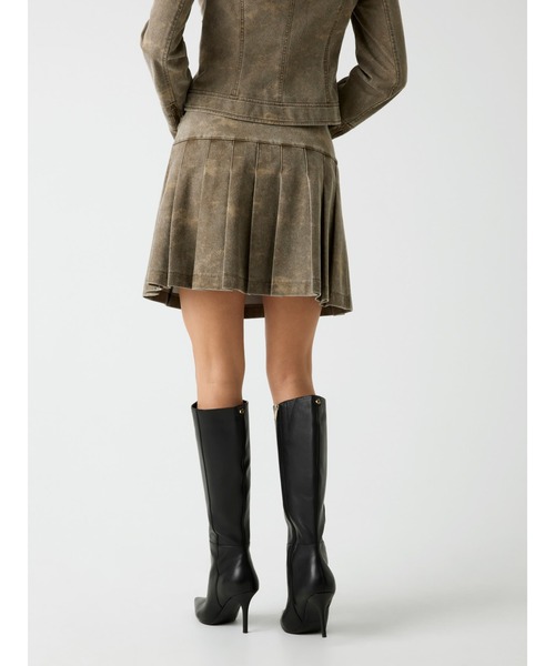 Guess(ゲス)の「ESTELL Pleated Mini Skirt スカート(スカート・レディース・ベージュ・X-SMALL/SMALL/MEDIUM)」の15枚目の写真