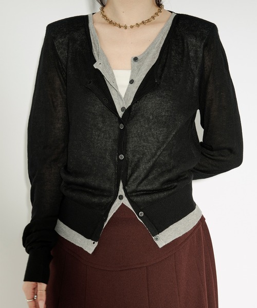 Ezick(エジック)の「bi-color sheer cardigan レイヤードシアーニットカーディガン(カーディガン/ボレロ・レディース・ネイビー/チャコールグレー/ブラック/ライトグレー・FREE)」の9枚目の写真