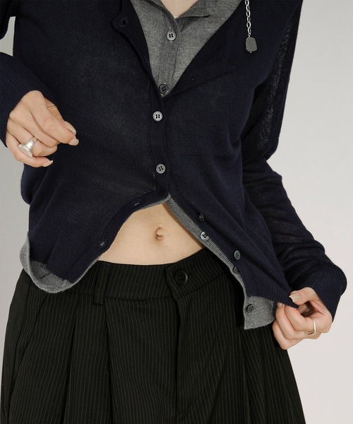Ezick（エジック）の「bi-color sheer cardigan レイヤードシアーニットカーディガン（カーディガン/ボレロ・レディース・ネイビー/チャコールグレー・FREE）」の15枚目の写真