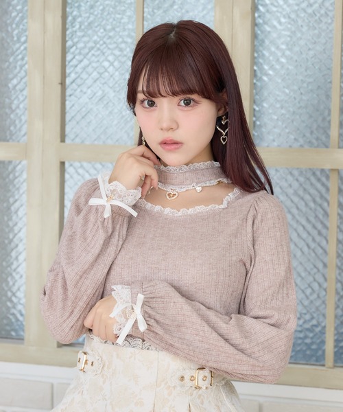 セール】デコルテ開きネックレスチェーン付きテレコトップス（Tシャツ