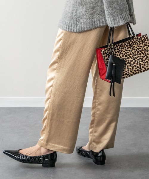 inter-chaussures（インターショシュール）の「【INTER-CHAUSSURES】ポインテッドトウギャザーパンプス(I51511)（パンプス・レディース・ゴールド/ベージュ系その他/ブラック系その他・36/37/38）」の7枚目の写真