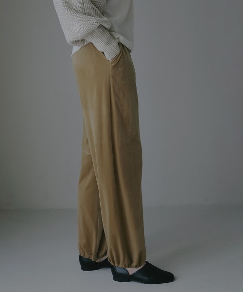 MANOF（マノフ）の「VELOUR 2WAY PANTS（その他パンツ・レディース・ブラック/キャメル/ピンク・S/M）」の5枚目の写真