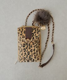 Chico（チコ）の「ファーチャーム付きキルティングスマホポーチ（その他小物）」