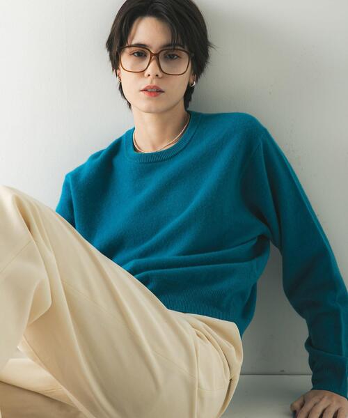 URBAN RESEARCH（アーバンリサーチ）の「ウール100 クルーネックソフトニット（ニット/セーター・レディース・ブラック/オフホワイト/ブルー/グレー・FREE）」の14枚目の写真