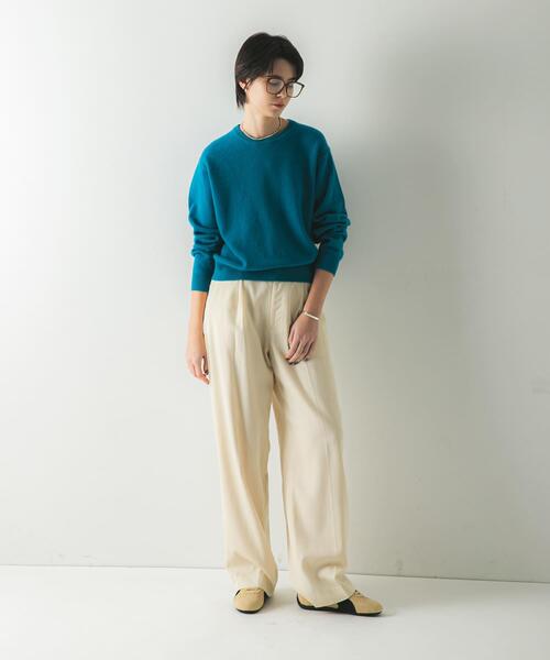 URBAN RESEARCH（アーバンリサーチ）の「ウール100 クルーネックソフトニット（ニット/セーター・レディース・ブラック/オフホワイト/ブルー/グレー・FREE）」の19枚目の写真