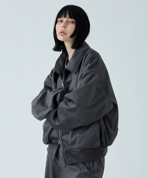 VELNUS（ベルナス）の「【VELNUS】Cropped double-zip corduroy blouson / クロップドダブルジップコーデュロイブルゾン（ブルゾン）」