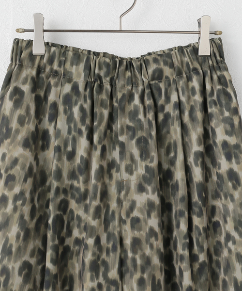 Spick & Span（スピックアンドスパン）の「レオパードプリントイージーパンツ（その他パンツ・レディース・その他4・36/38）」の9枚目の写真