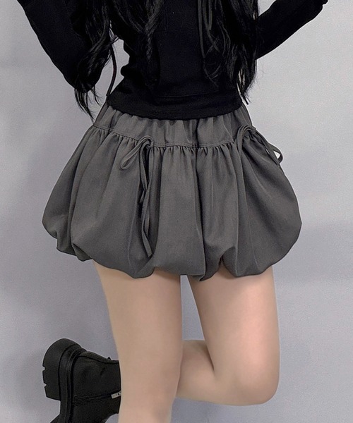 FOLLOWIN（フォロウィン）の「【インナーパンツ仕様】バルーン＆リボンデイテイルミニスカート（スカート・レディース・グレー/ブラック/ホワイト・LARGE/MEDIUM/SMALL）」の3枚目の写真