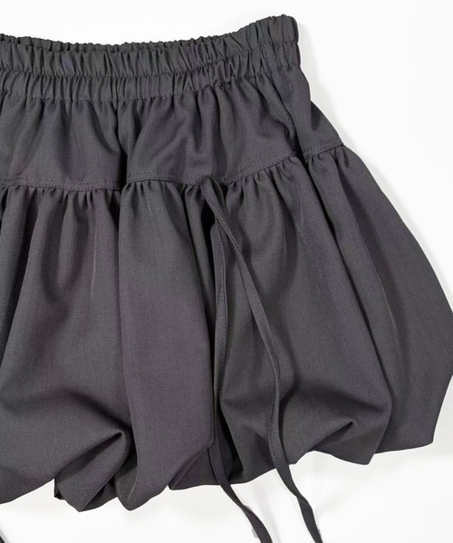 FOLLOWIN（フォロウィン）の「【インナーパンツ仕様】バルーン＆リボンデイテイルミニスカート（スカート・レディース・グレー/ブラック/ホワイト・LARGE/MEDIUM/SMALL）」の8枚目の写真