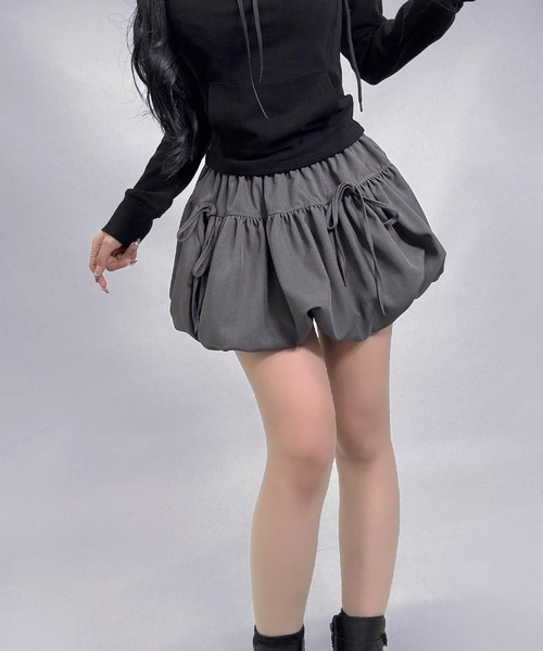 FOLLOWIN（フォロウィン）の「【インナーパンツ仕様】バルーン＆リボンデイテイルミニスカート（スカート・レディース・グレー/ブラック/ホワイト・LARGE/MEDIUM/SMALL）」の11枚目の写真