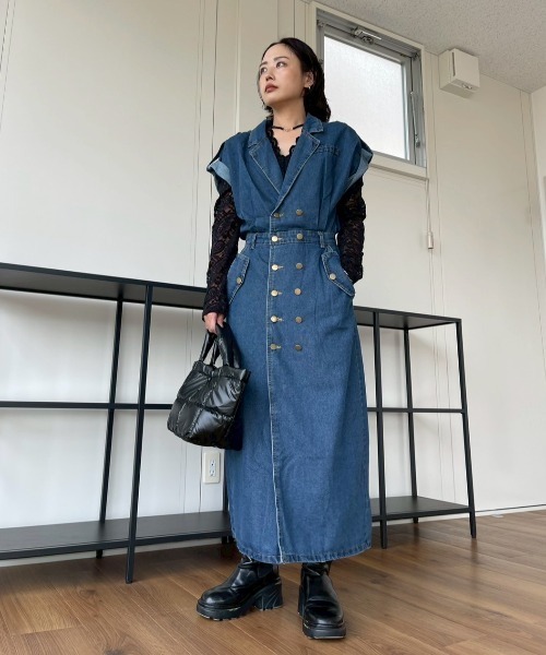 AMAIL（アマイル）の「Denim Dress（ワンピース・レディース・ブルー・FREE）」の3枚目の写真
