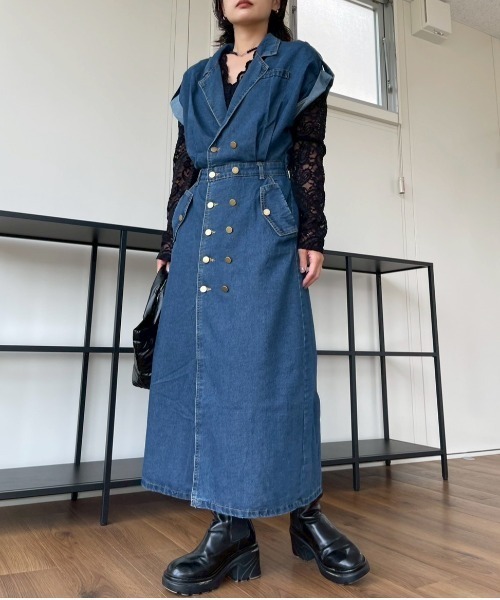 AMAIL（アマイル）の「Denim Dress（ワンピース・レディース・ブルー・FREE）」の2枚目の写真