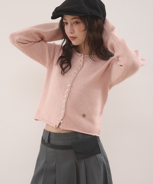MUHET(ミュエータ)の「rolled edge short cropped knit cardigan / ショート丈ニットボタンカーディガン(カーディガン/ボレロ・レディース・チャコールグレー/アイボリー/カーキ/ブラウン/ピンク・FREE)」の5枚目の写真