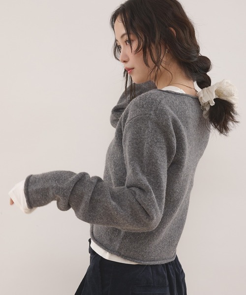 MUHET(ミュエータ)の「rolled edge short cropped knit cardigan / ショート丈ニットボタンカーディガン(カーディガン/ボレロ・レディース・チャコールグレー/アイボリー/カーキ/ブラウン/ピンク・FREE)」の19枚目の写真