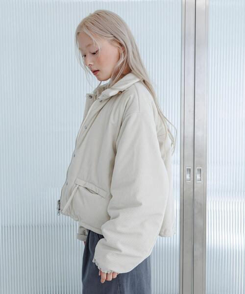 KBF（ケイビーエフ）の「リバーシブルパデッドジャケット（その他アウター・レディース・ブラウン系その他/ホワイト系その他/ブルー系その他・ONE）」の5枚目の写真