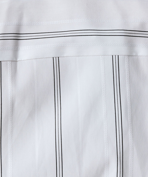 NARACAMICIE（ナラカミーチェ）の「【NARACAMICIE】ストレッチストライプ襟付きフリル長袖シャツ（シャツ/ブラウス・レディース・ホワイト/ブラック・M/L）」の12枚目の写真