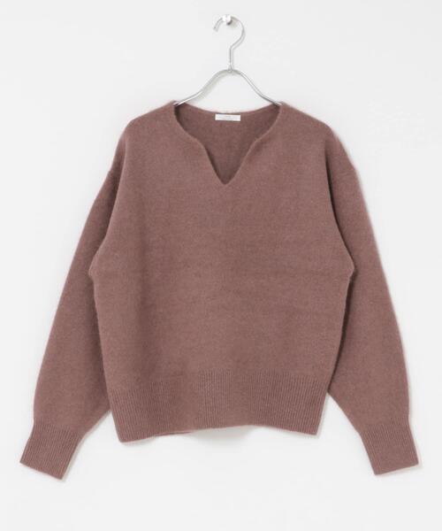 ITEMS URBANRESEARCH(アイテムズ アーバンリサーチ)の「ラクーンキーネックニット(ニット/セーター・レディース・オフホワイト/ベージュ/ネイビー/ピンク・FREE)」の20枚目の写真