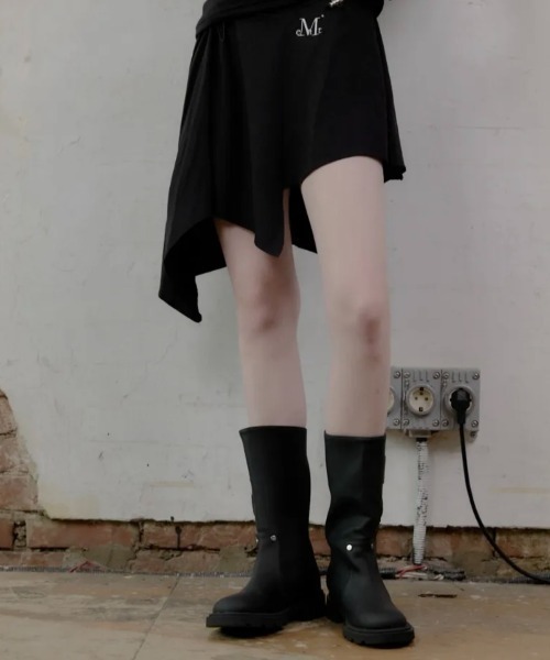 MUCENT(ムセント)の「【日本未発売/WEB限定】MUCENT(ムセント)/リングベルト レインシューズ レインブーツ/PHILO RIVET POINT SIDE LEATHER PATCH TALL RAIN SNOW BOOTS(レインシューズ・レディース・ブラック・25.0cm/23.0cm)」の3枚目の写真