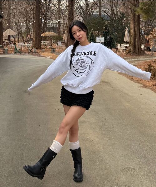 NICK&NICOLE（ニックアンドニコール）の「VOLUME NICOLE ROSE SWEATSHIRT_MELANGE BLACK（スウェット・レディース・その他・FREE）」の7枚目の写真