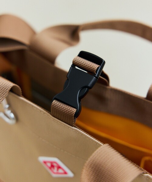 ROOTOTE（ルートート）の「ROOTOTE/ルートート ルートート/SN.スクエア.DOG.BUDDY-B（ショルダーバッグ・メンズ・ブラック/ベージュ・ONE SIZE）」の7枚目の写真