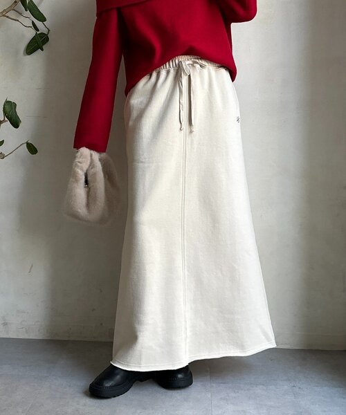 DouDou(ドゥドゥ)の「裏起毛DD刺繍スカート(スカート・レディース・ブラック/アイボリー/チャコールグレー・FREE)」の13枚目の写真