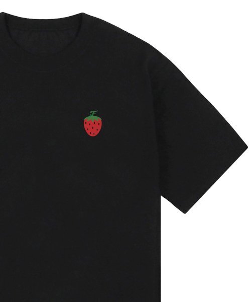 GRAVER（グレーバー）の「[ユニセックス]スモールストロベリーロゴ半袖Tシャツ_ブラック（Tシャツ/カットソー・レディース・ブラック・SMALL/MEDIUM/LARGE）」の4枚目の写真