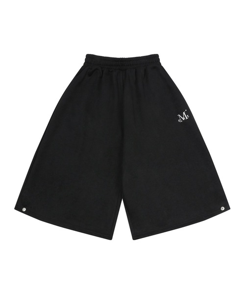 MUCENT(ムセント)の「バウト裾ボタンバermudaハーフパンツ 男女共用 (2カラー)(スウェットパンツ・レディース・ブラック/グレー・FREE)」の1枚目の写真