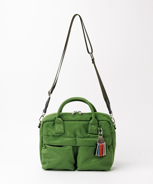 cheek(BAG)(チーク)の「【cheek】w pocket 3way boston カラーコードハンドル 3WAY ナイロン ボストン バッグ(ボストンバッグ・レディース・グレー/ブラック/カーキ/ベージュ・フリー)」の7枚目の写真