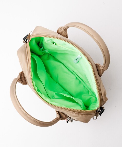 cheek(BAG)(チーク)の「【cheek】w pocket 3way boston カラーコードハンドル 3WAY ナイロン ボストン バッグ(ボストンバッグ・レディース・グレー/ブラック/カーキ/ベージュ・フリー)」の10枚目の写真