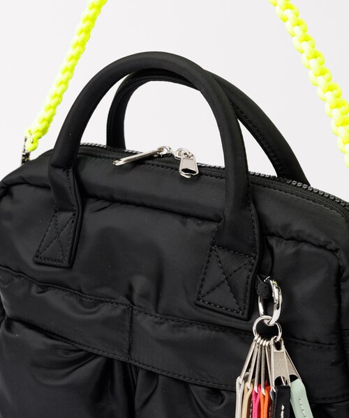 cheek(BAG)(チーク)の「【cheek】w pocket 3way boston カラーコードハンドル 3WAY ナイロン ボストン バッグ(ボストンバッグ・レディース・グレー/ブラック/カーキ/ベージュ・フリー)」の17枚目の写真