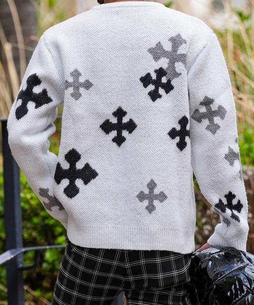 adamsJUGGLER(アダムスジャグラー)の「RTEGクロスニット(ニット/セーター・メンズ・ホワイト/ブラック・XL/L/M/S)」の8枚目の写真