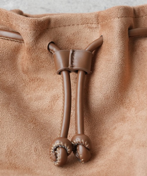 reca（レカ）の「スエードショルダーバッグ（ショルダーバッグ・レディース・ブラック/ブラウン・ONE SIZE）」の17枚目の写真