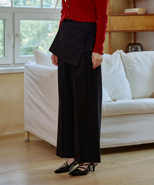 ARI(アリ)の「MOON NIGHT WRAP SKIRT / BLACK(スカート・レディース・ブラック・FREE)」の2枚目の写真