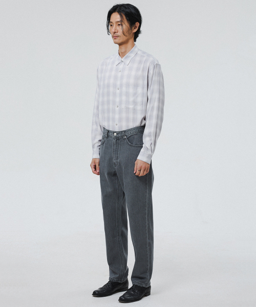 SHIRTER(シャーター)の「FIRST EDITION DENIM PANTS (DARK GREY)(デニムパンツ・メンズ・その他・LARGE/MEDIUM/SMALL)」の5枚目の写真