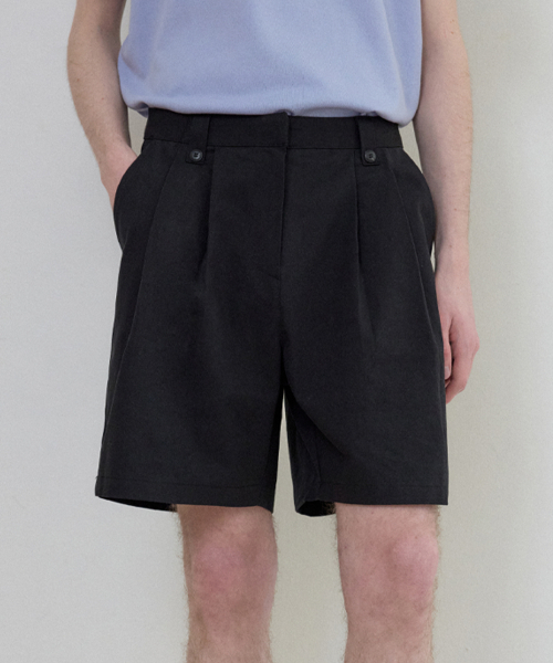 WEDNESDAY OASIS(ウェンズデーオアシス)の「ピュアコットンツーピンタックショートパンツ_BLACK(W25-PT03)(その他パンツ・メンズ・ブラック・MEDIUM/LARGE)」の1枚目の写真