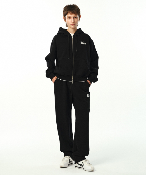 02 M.C Logo Sweat Pants / Black