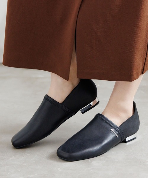 HIMIKO（ヒミコ）の「【HIMIKO】【瞬間フィット】ハンズフリーストレッチレザーパンプス/661118（スリッポン・レディース・ブラック/アイボリー/シルバー・21.5cm/22.0cm/22.5cm/23.0cm/23.5cm/24.0cm/24.5cm/25.0cm/25.5cm/26.0cm/26.5cm）」の9枚目の写真