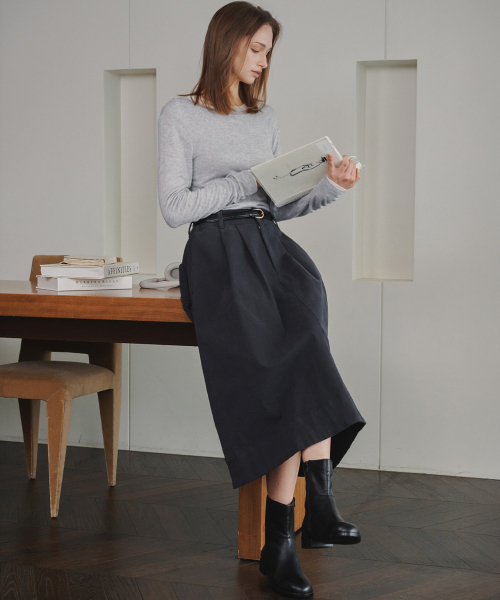 MALOUPE（マロップ）の「3111 起毛カラーデニムスカート (ダークグレー)（スカート・レディース・ダークグレー・SMALL/MEDIUM）」の2枚目の写真