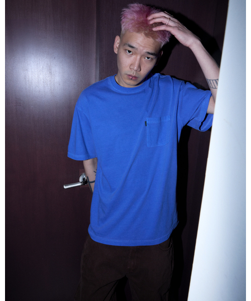 AFTERMATH(アフターマス)の「STAIN GRAPHIC TEE (BLUE)(Tシャツ/カットソー・レディース・ブルー・LARGE/X-LARGE/MEDIUM)」の3枚目の写真