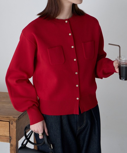 BONLECILL（ボンルシール）の「【マシンウォッシャブル】ゴールド多ボタンちびポケットカーディガン（カーディガン/ボレロ・レディース・イエロー/ブラック×ホワイト/ピンク/レッド/グレー/チャコールグレー/アイボリー・FREE）」の15枚目の写真