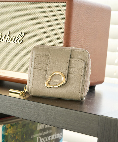 FREAK'S STORE（フリークスストア）の「限定展開 BEAURE/ビュレ メタル モチーフ 二つ折り 財布（財布・レディース・ブラック/シルバー/ゴールド/ベージュ・ONE SIZE）」の2枚目の写真