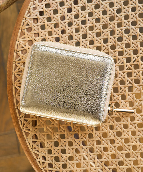 FREAK'S STORE（フリークスストア）の「限定展開 BEAURE/ビュレ メタル モチーフ 二つ折り 財布（財布・レディース・ブラック/シルバー/ゴールド/ベージュ・ONE SIZE）」の6枚目の写真