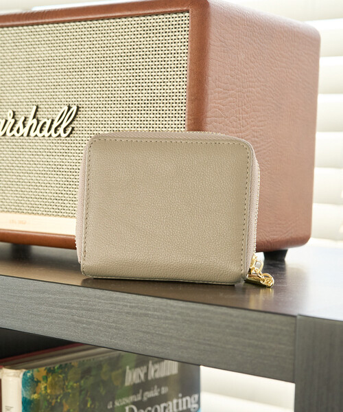 FREAK'S STORE（フリークスストア）の「限定展開 BEAURE/ビュレ メタル モチーフ 二つ折り 財布（財布・レディース・ブラック/シルバー/ゴールド/ベージュ・ONE SIZE）」の9枚目の写真